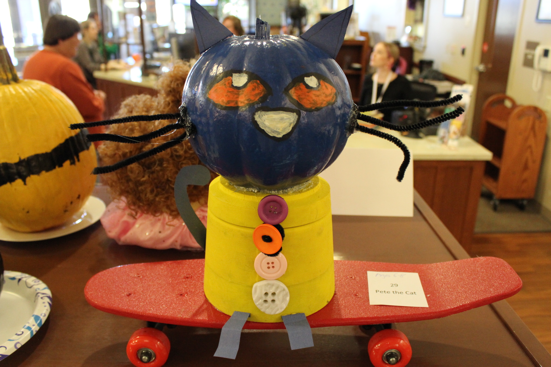 Pumpkin decorated as "Pete the Cat"
